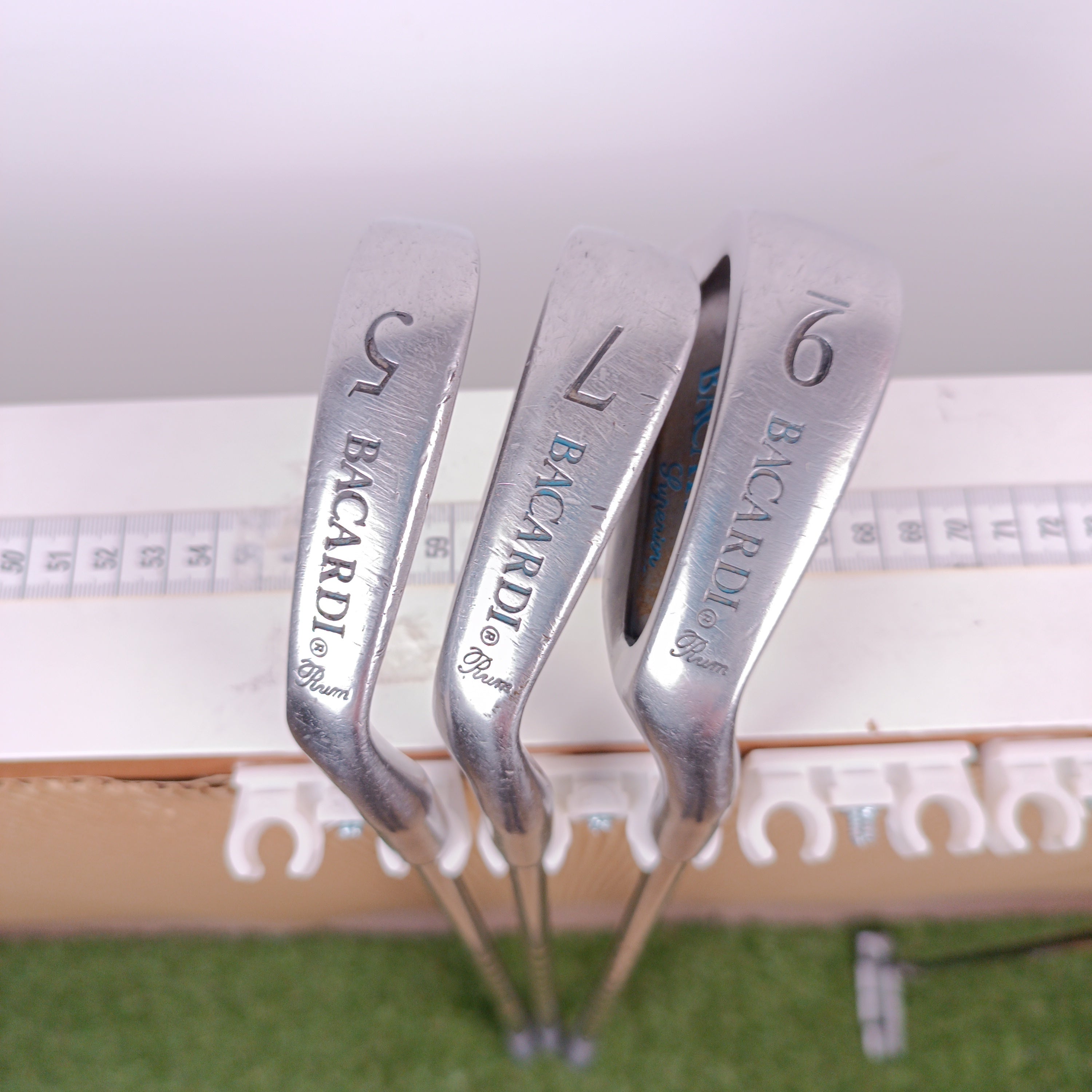 Mini juego principiante Bacardi - 3 hierros + putter