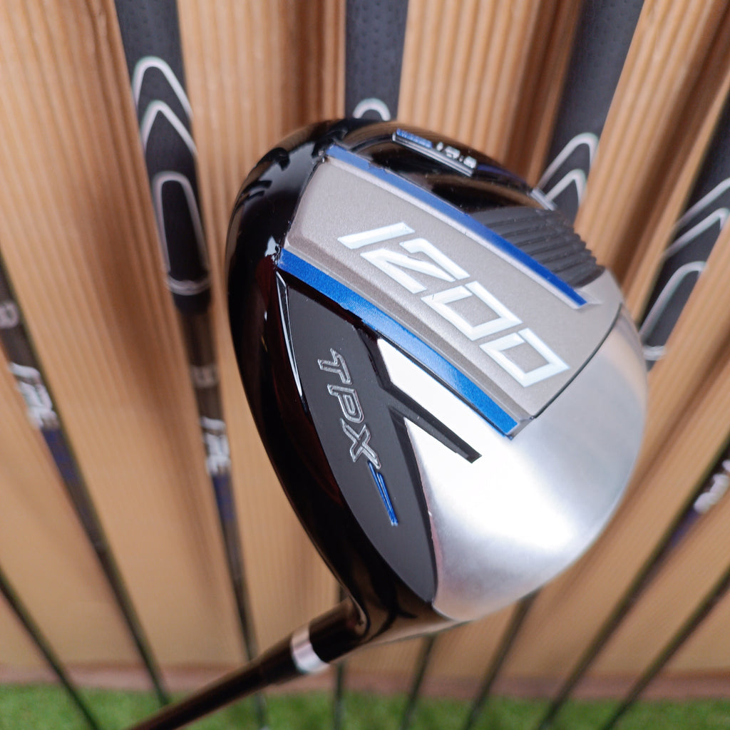 Juego de palos Wilson 1200 TPX con bolsa