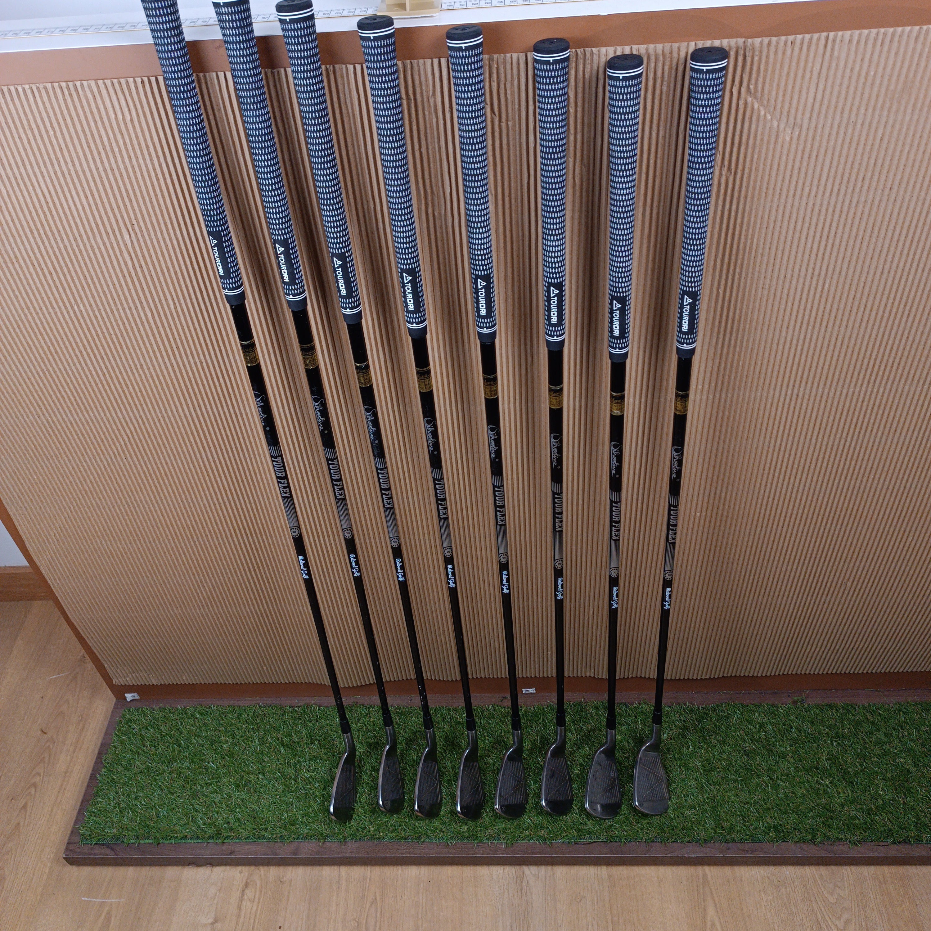 Hierros • Silverline