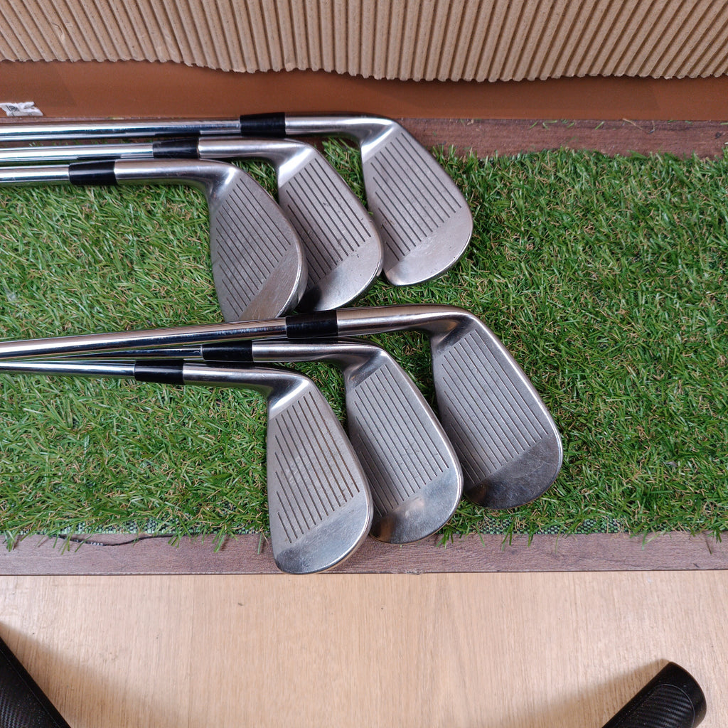 Medio Juego • Mizuno + Callaway