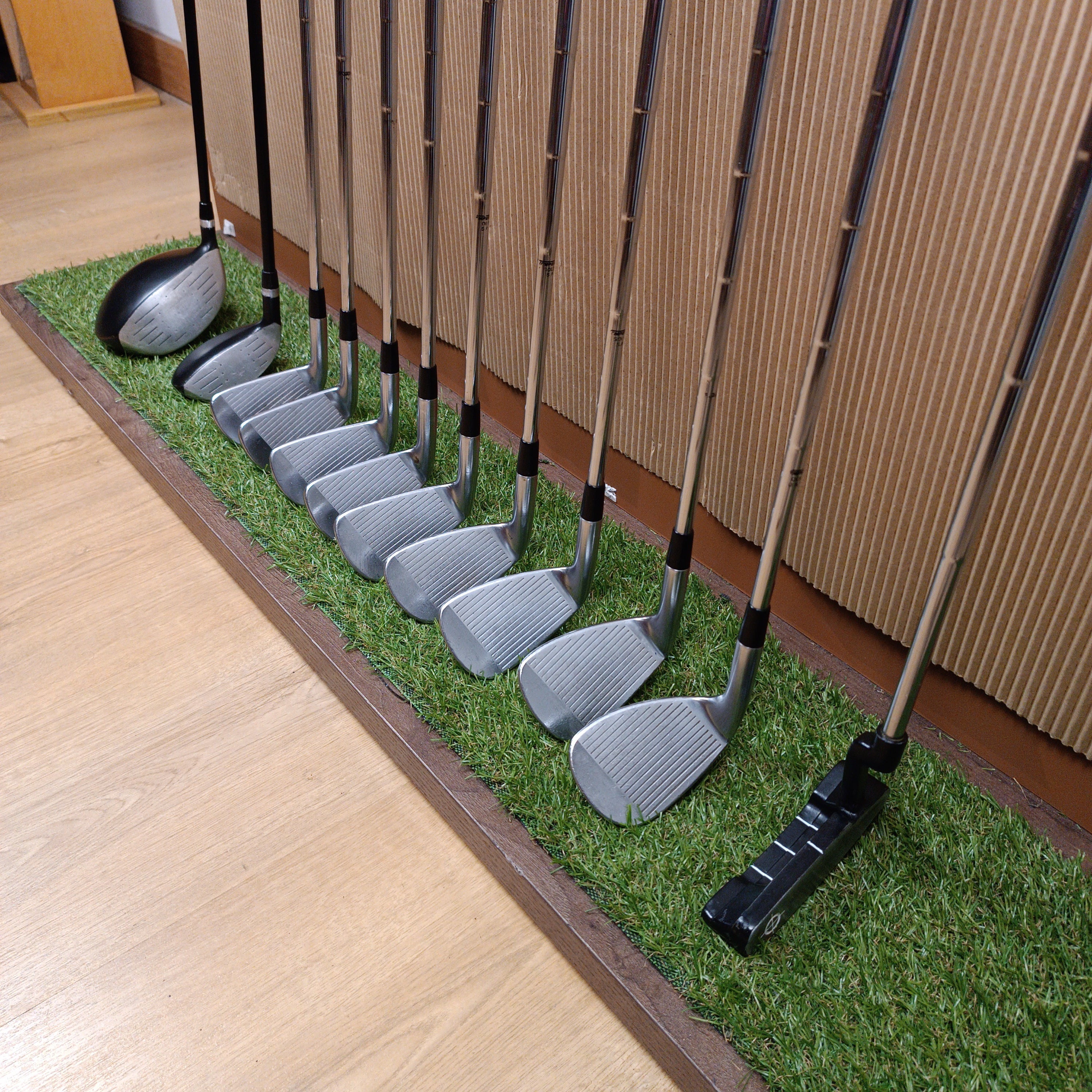 Juego • Wlson + Maxfli + Titleist