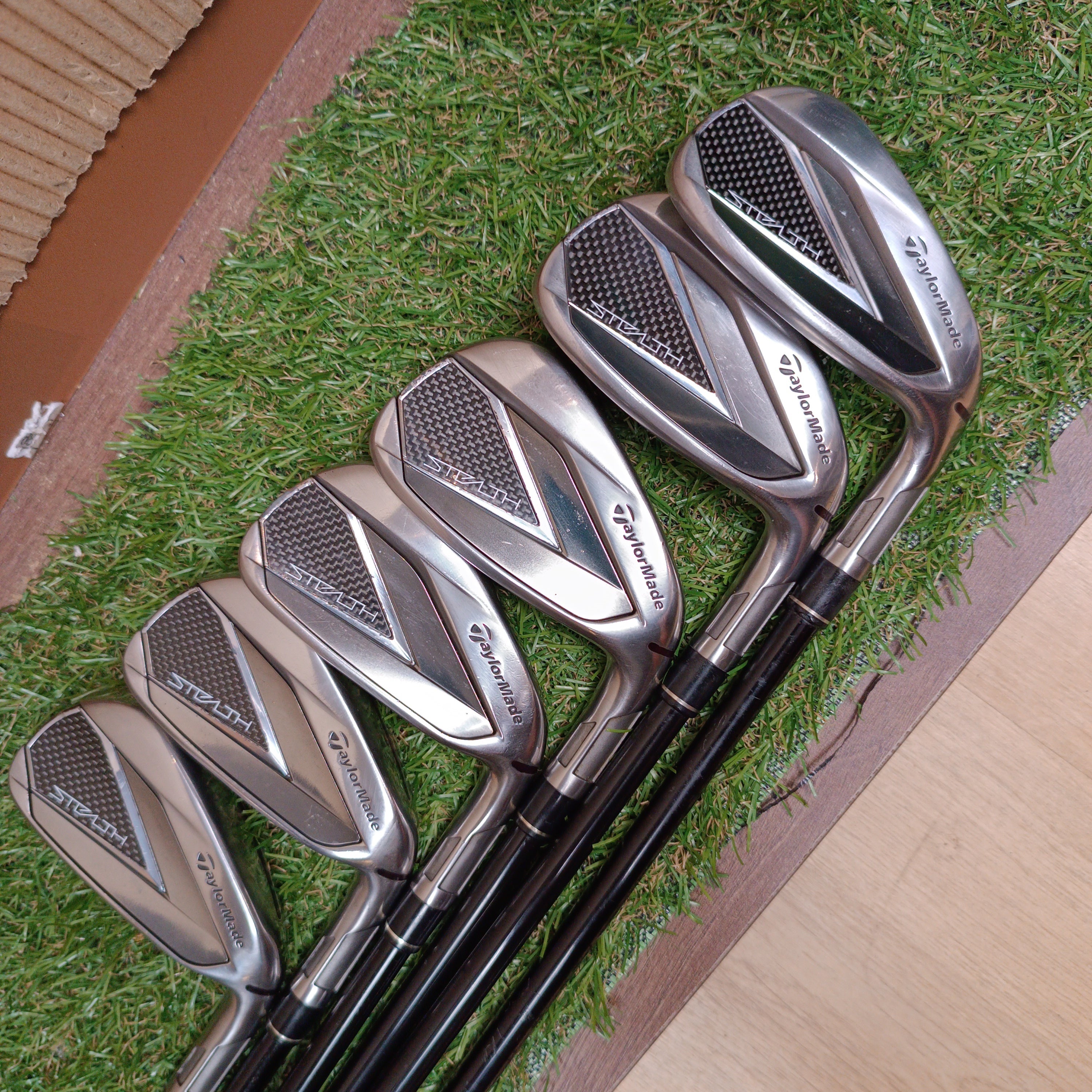 Juego de hierros TaylorMade Stealth