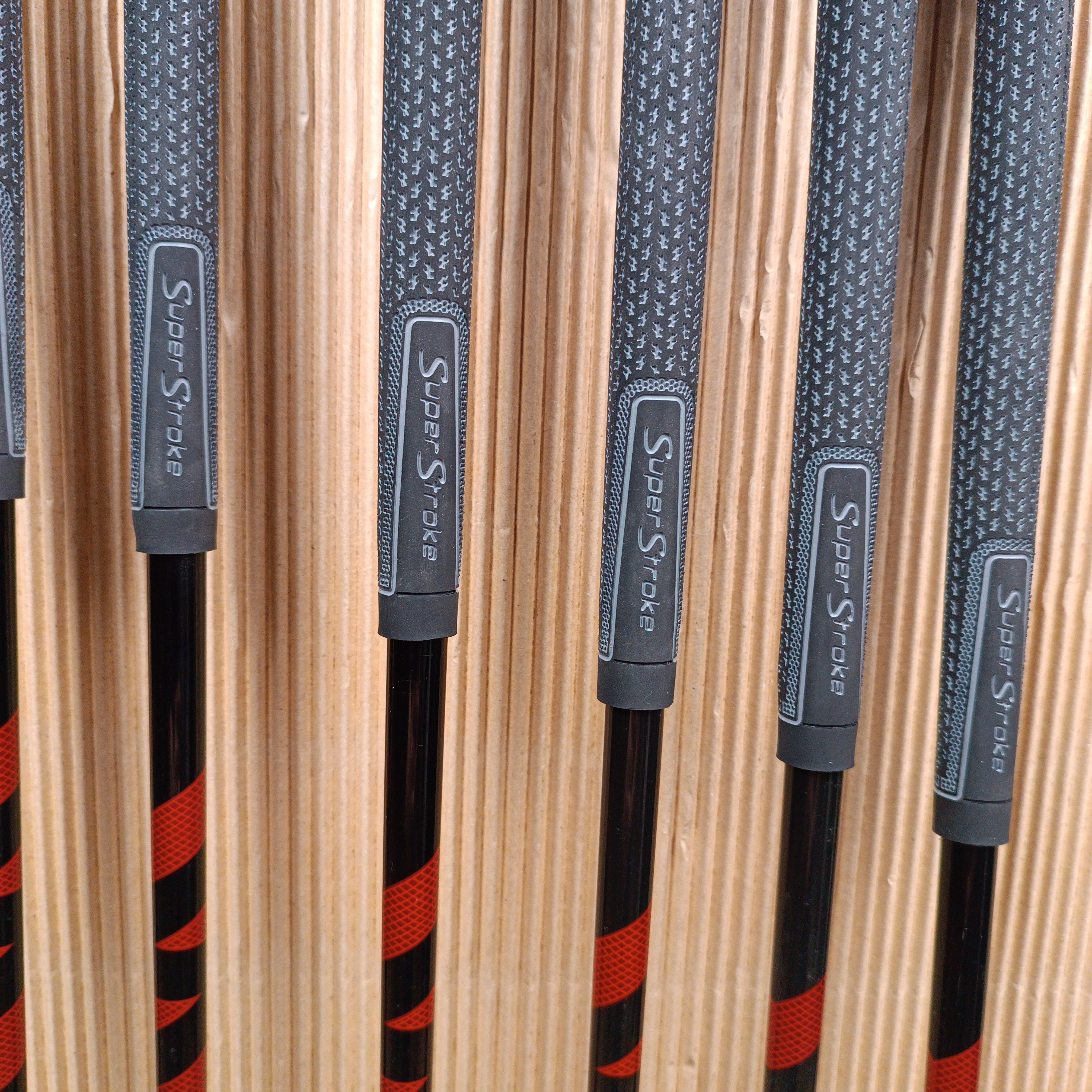Juego de hierros TaylorMade Stealth