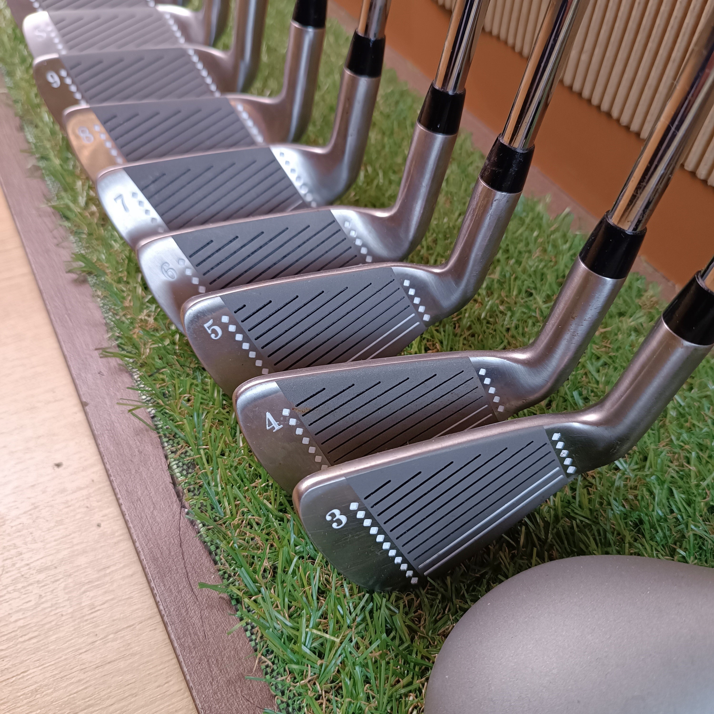 Palos • Palm Springs • Desert Classic II
