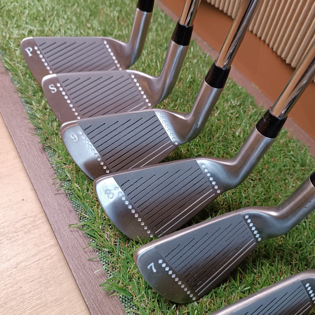 Palos • Palm Springs • Desert Classic II