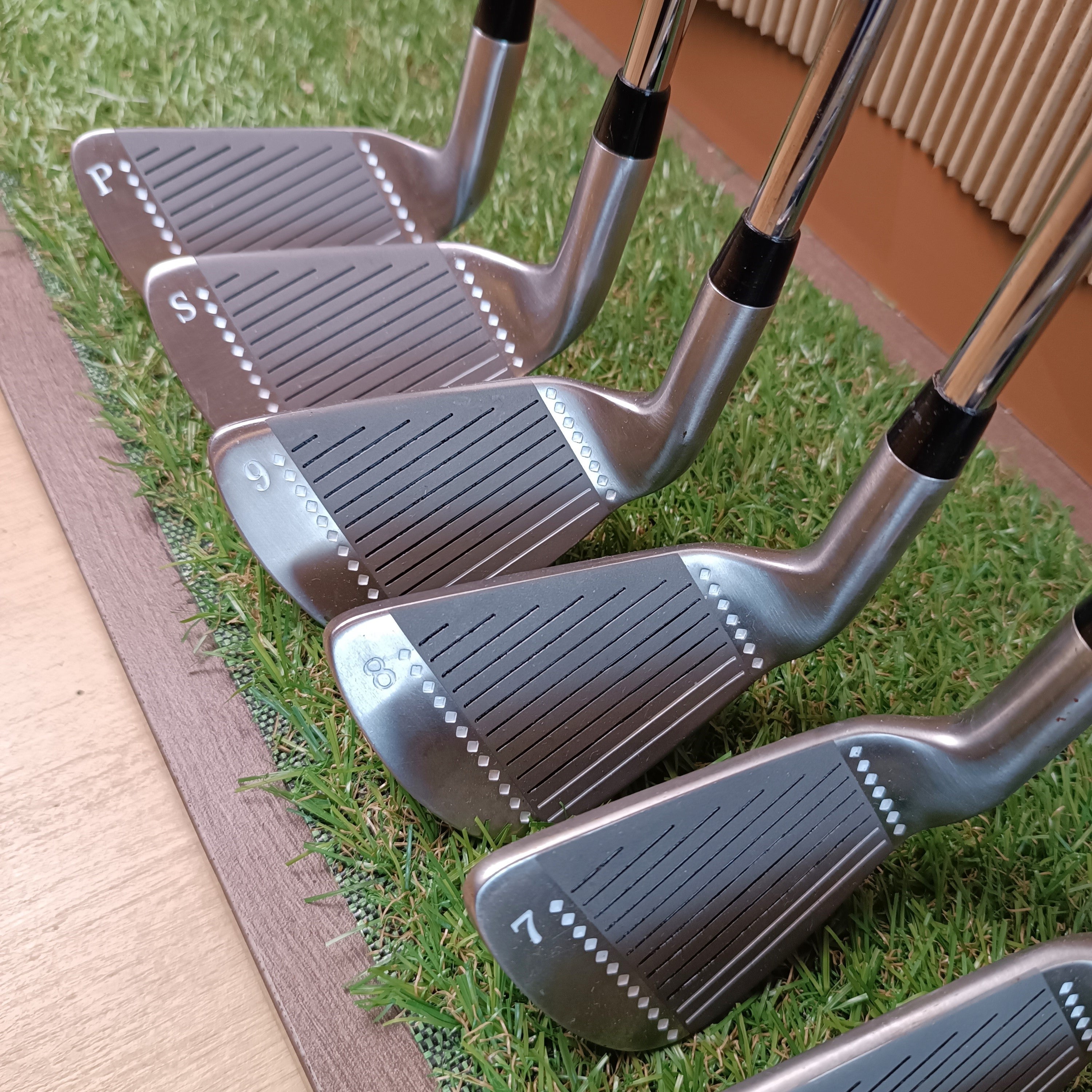 Palos • Palm Springs • Desert Classic II