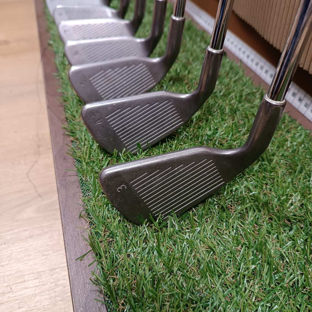 Hierros • Ping Eye 2