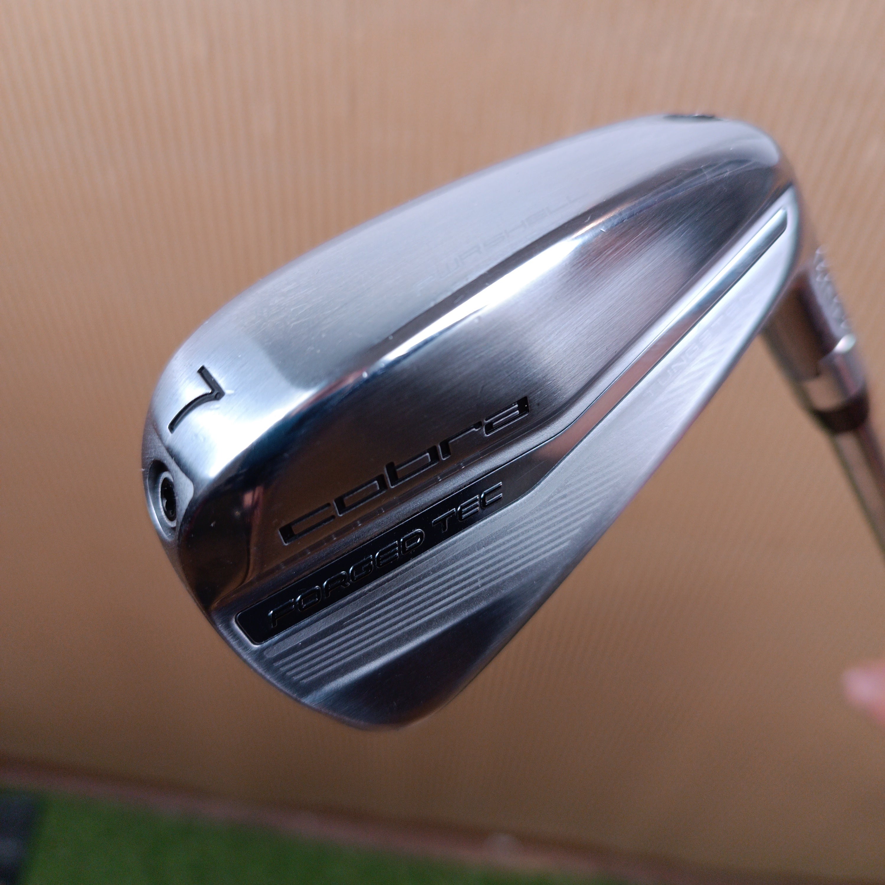 Hierro 7 Cobra F Tech Tungsteno