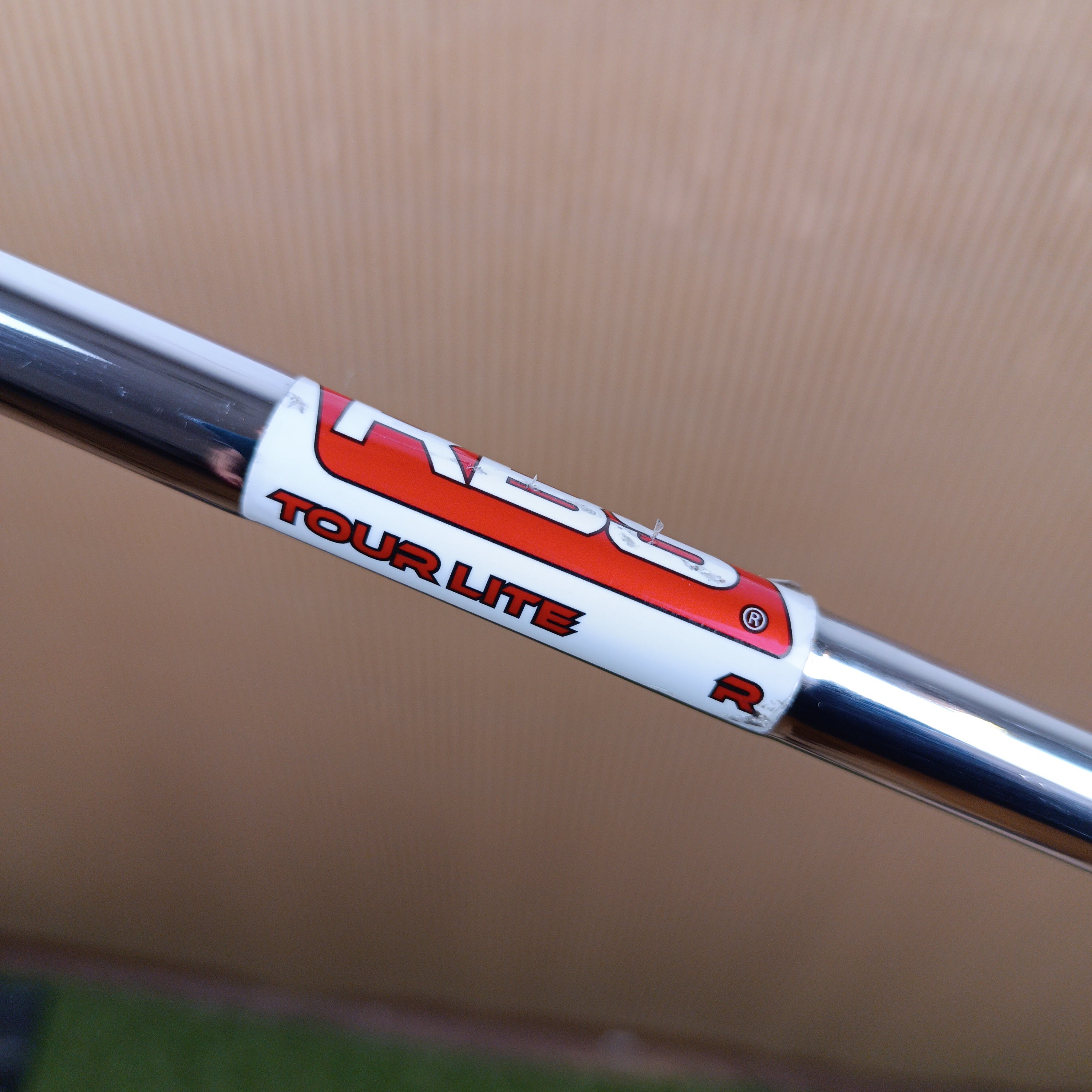 Hierro 7 Cobra F Tech Tungsteno